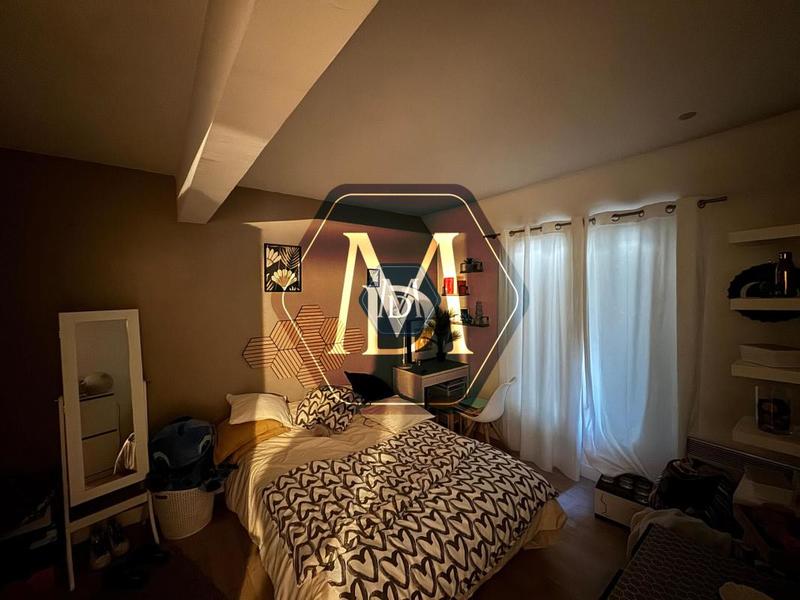 Appartement - 84 m² - 4 pièces