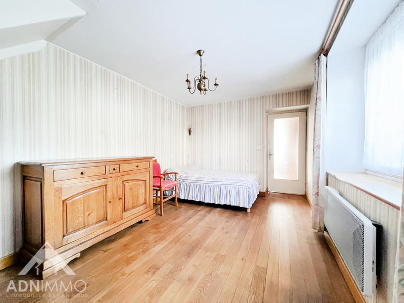 Maison - 300 m² - 10 pièces