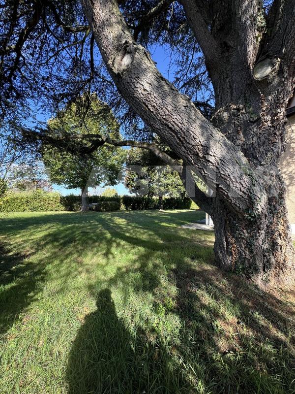 Maison traditionnelle - 187 m² - 6 pièces