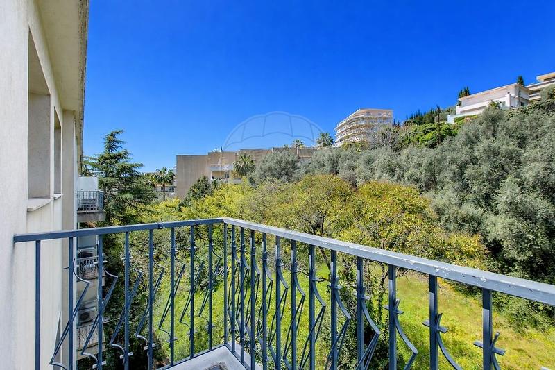 Appartement - 103 m² - 4 pièces