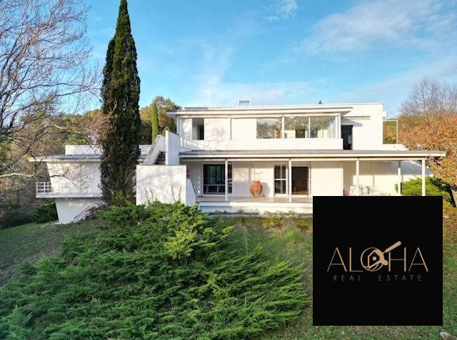 Villa - 340 m² - 11 pièces