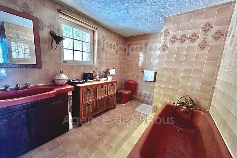 Propriété - 210 m² - 7 pièces