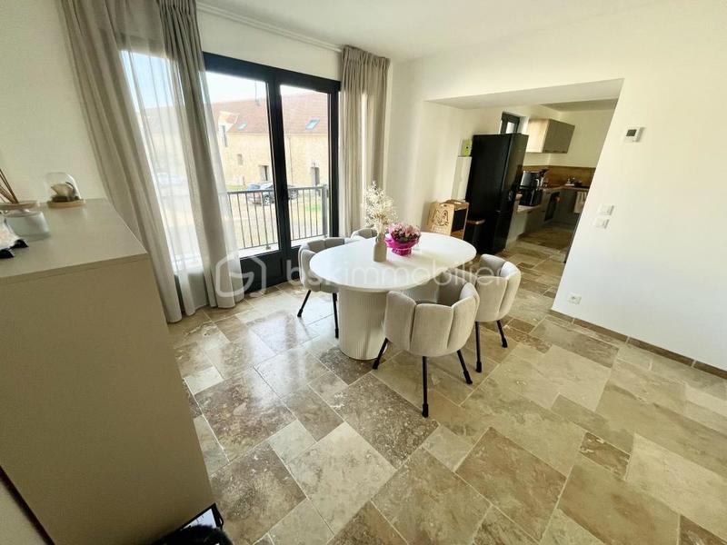 Propriété - 174 m² - 6 pièces