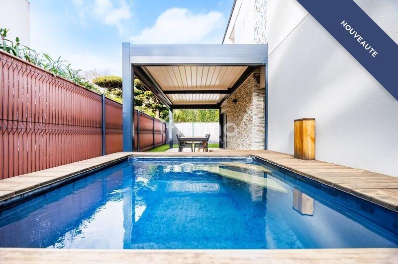 Maison - 95 m² - 4 pièces