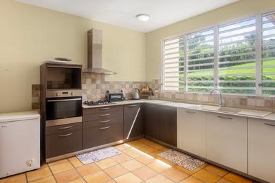 Maison - 321 m² - 8 pièces