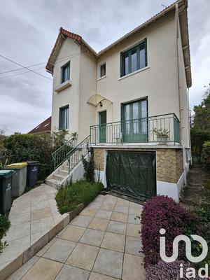 Maison - 125 m² - 5 pièces