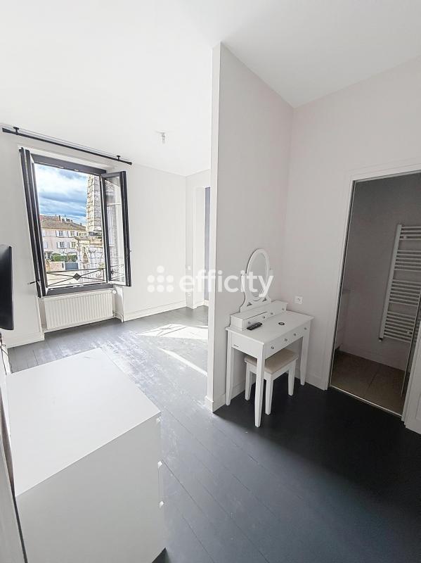 Maison - 137 m² - 6 pièces