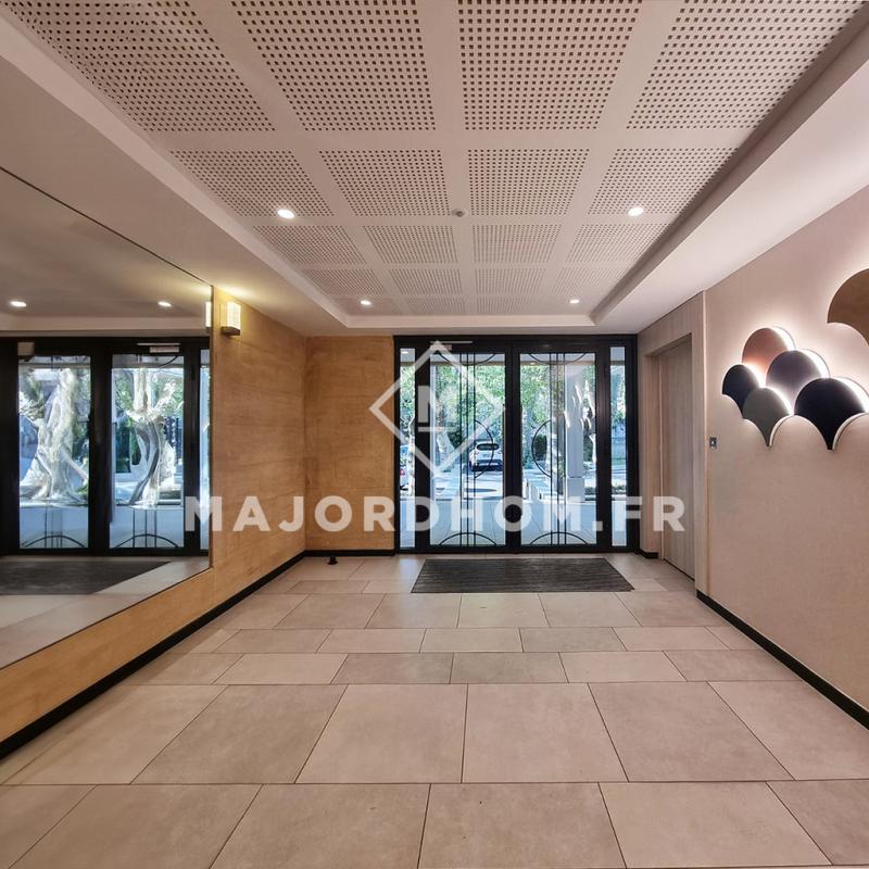 Appartement - 76 m² - 3 pièces