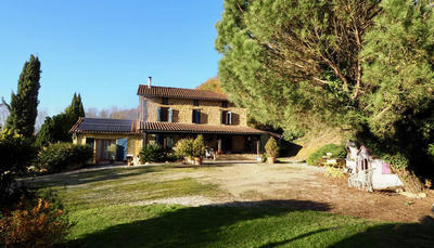 Maison - 100 m² - 10 pièces