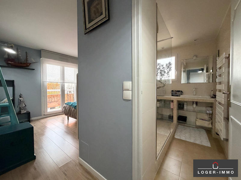 Appartement - 102 m² - 5 pièces