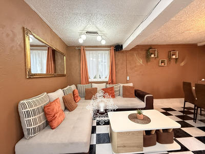 Maison - 95 m² - 5 pièces