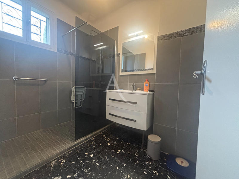 Maison - 156 m² - 8 pièces