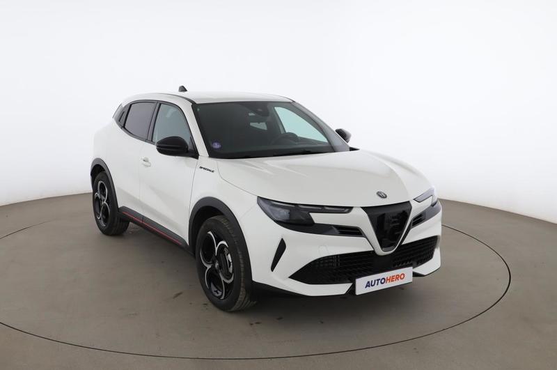 Alfa Romeo Junior 1.2 Ibrida Speciale Dct6 136 ch
