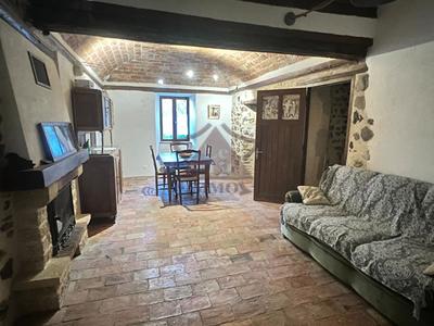 Maison - 198 m² - 10 pièces