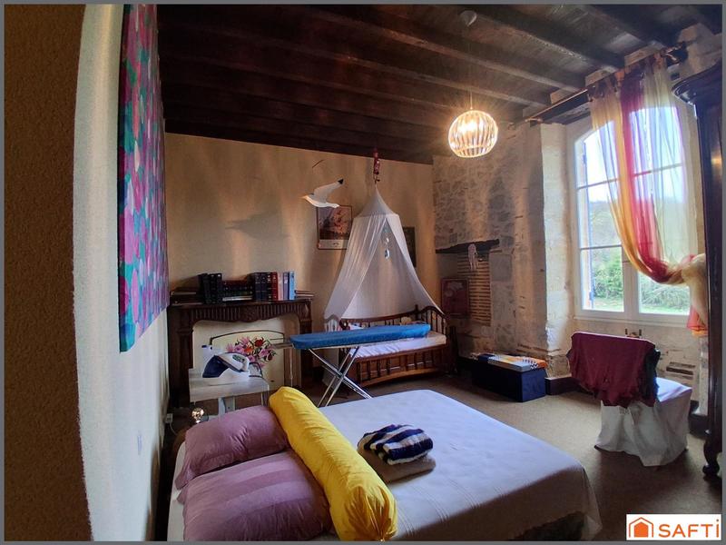 Maison - 343 m² - 9 pièces