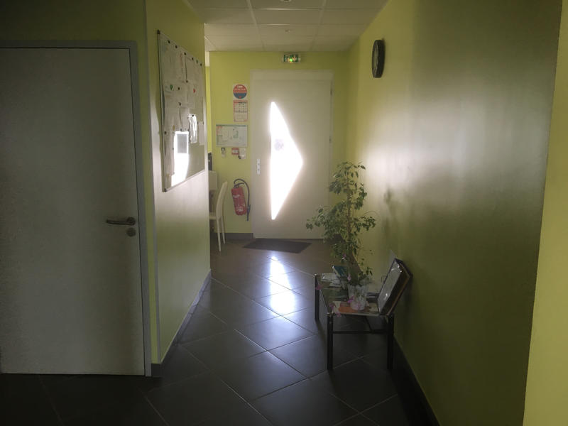 Local commercial - 200 m² - 5 pièces