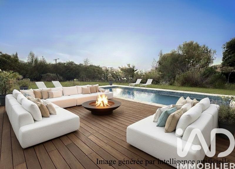 Maison - 178 m² - 8 pièces