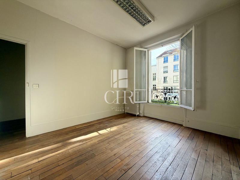 Local commercial - 101 m²