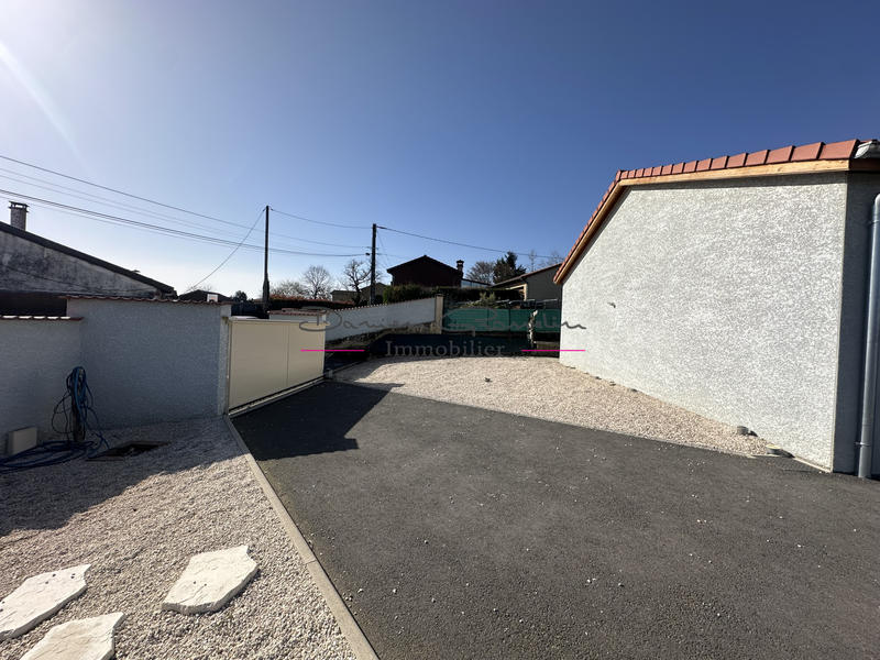 Maison - 80 m² - 4 pièces