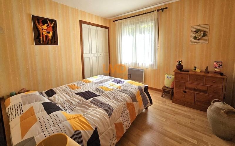 Pavillon - 140 m² - 5 pièces