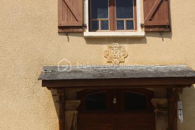 Corps de ferme - 230 m² - 7 pièces