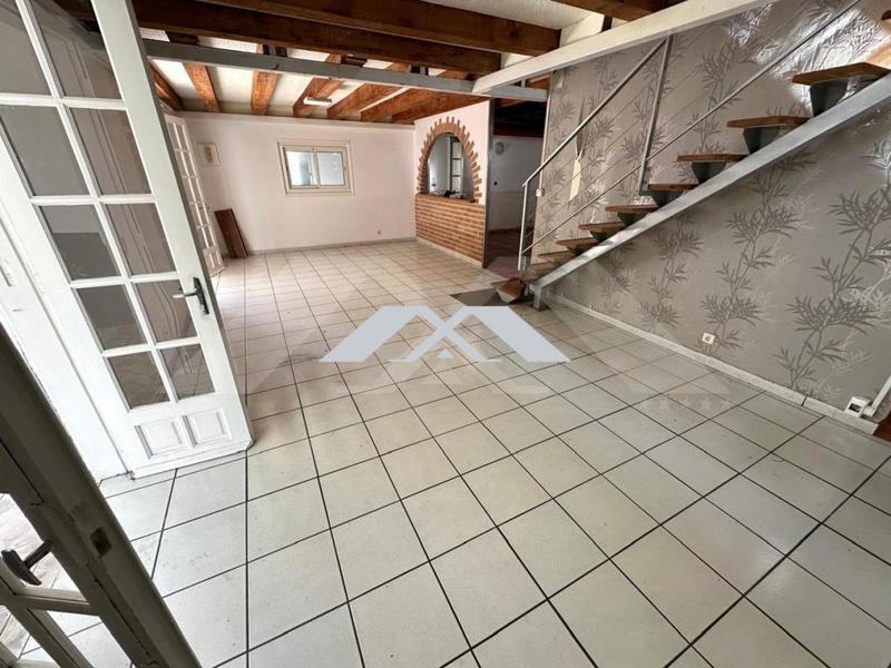 Maison traditionnelle - 140 m² - 5 pièces