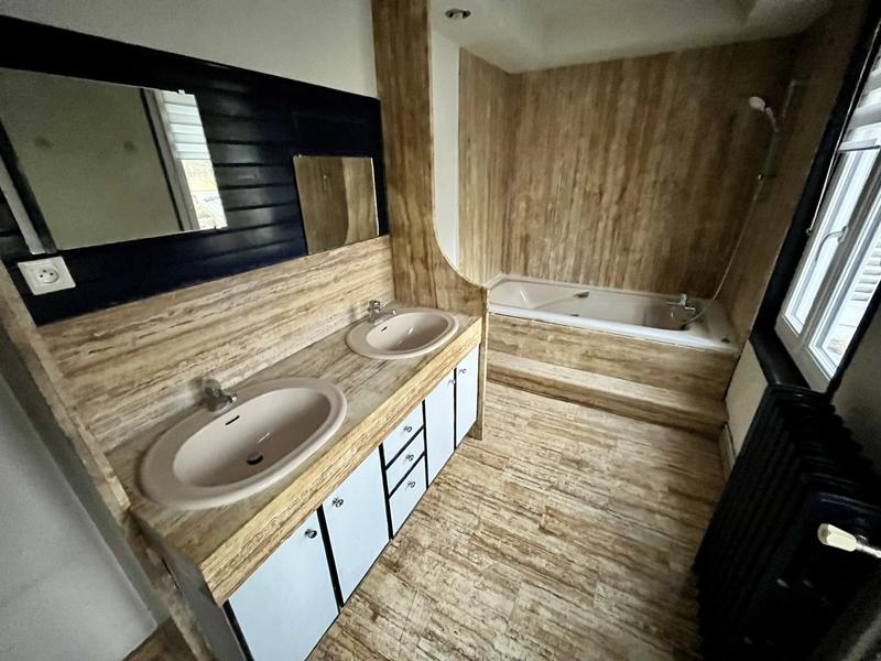 Appartement - 70 m² - 3 pièces