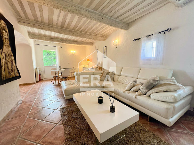 Maison - 340 m² - 12 pièces