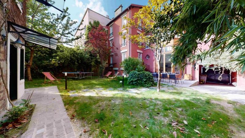 Chambre - 15 m² - 9 pièces