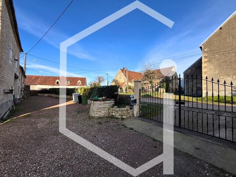 Maison - 180 m² - 3 pièces