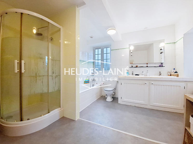 Maison - 160 m² - 5 pièces