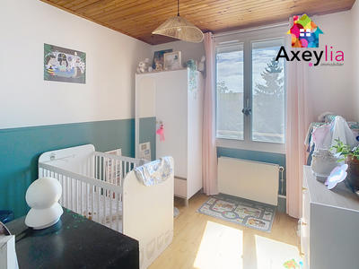 Maison - 96 m² - 5 pièces