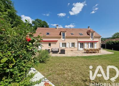 Maison - 175 m² - 8 pièces