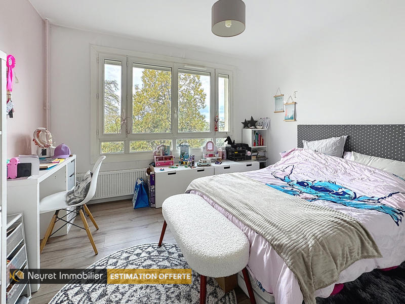 Appartement - 72 m² - 4 pièces