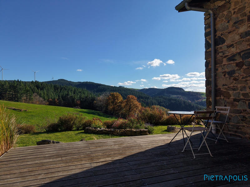 Maison - 200 m² - 5 pièces