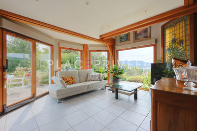 Maison - 169 m² - 6 pièces