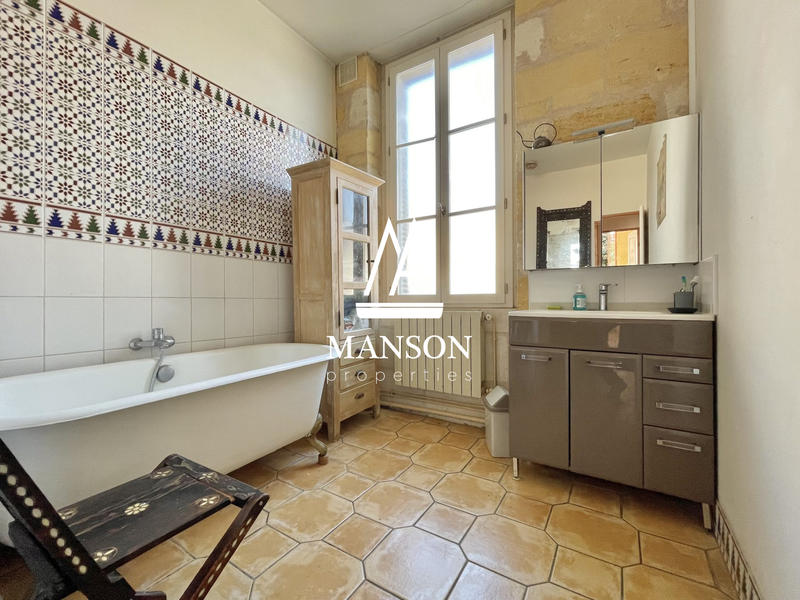 Appartement - 125 m² - 4 pièces