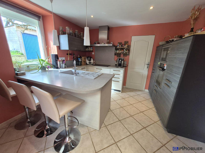 Maison - 168 m² - 7 pièces