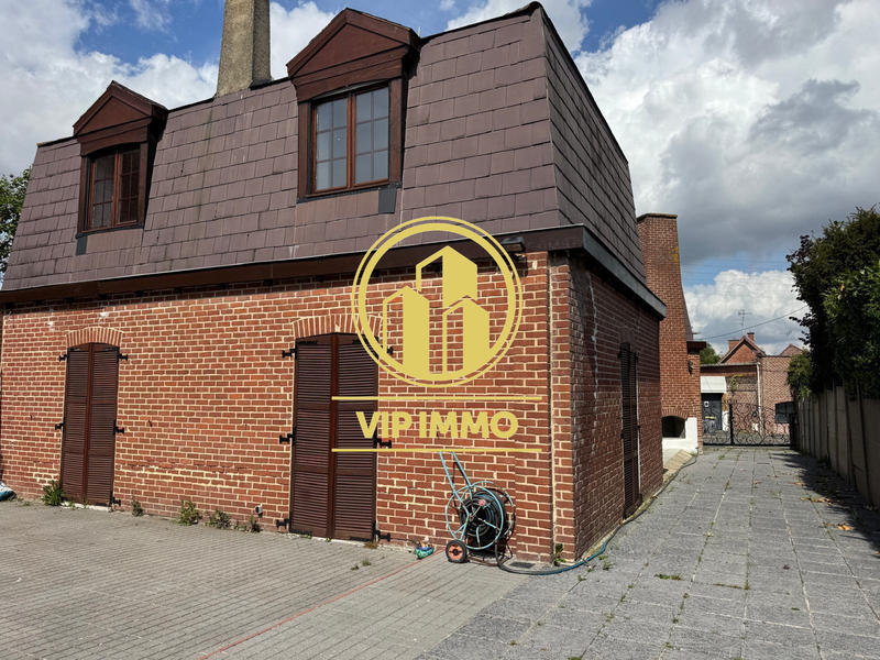 Maison - 203 m² - 5 pièces