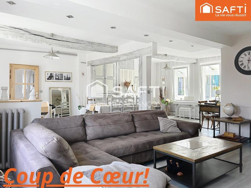 Maison - 210 m² - 6 pièces