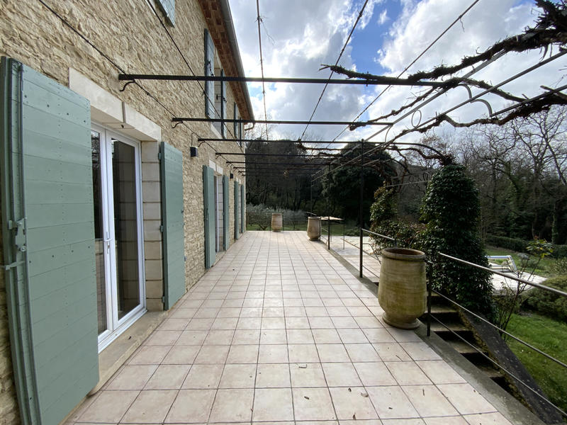 Maison - 288 m² - 6 pièces