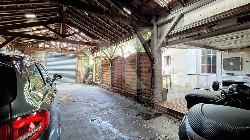 Maison - 177 m² - 8 pièces