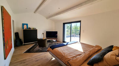 Villa - 285 m² - 9 pièces