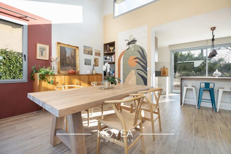 Maison contemporaine - 171 m² - 6 pièces