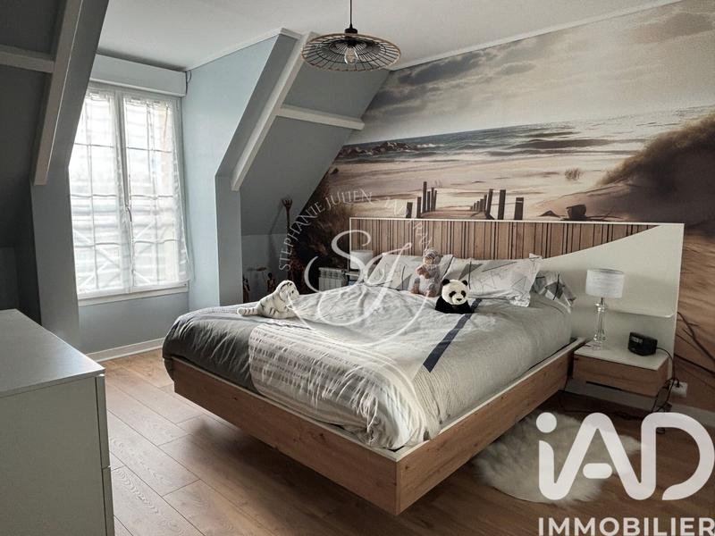 Maison - 152 m² - 7 pièces