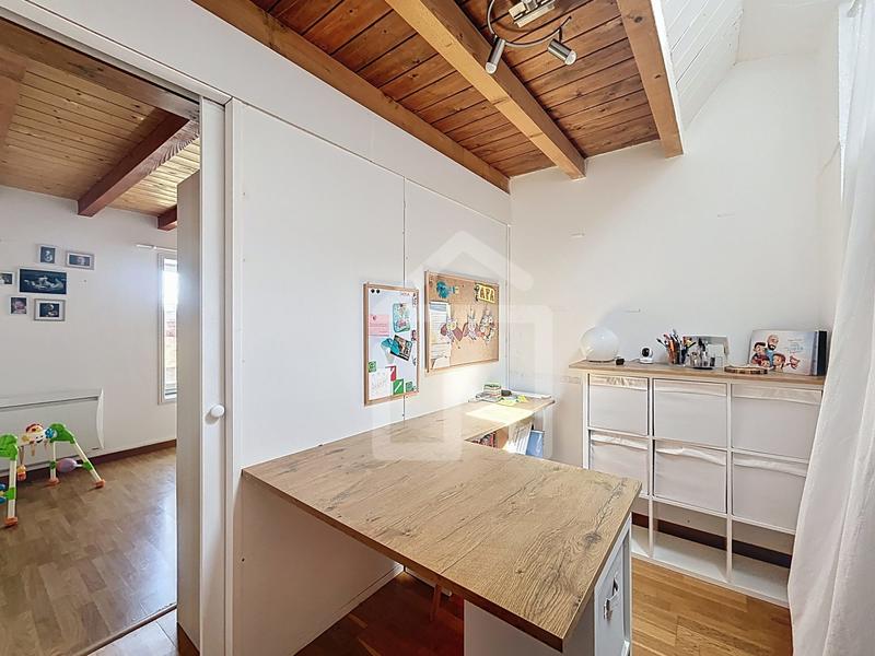 Maison - 247 m² - 6 pièces