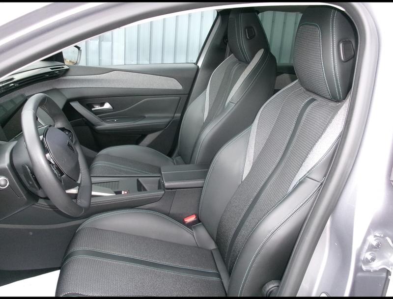 Peugeot 308 Bhdi 130 Allure Eat8