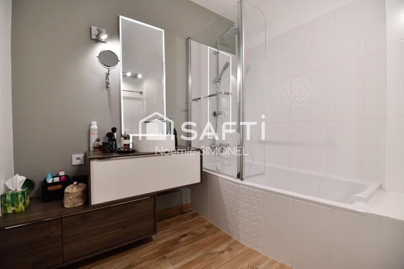 Appartement - 92 m² - 5 pièces