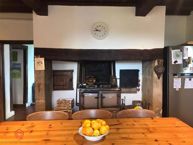 Propriété - 460 m² - 22 pièces