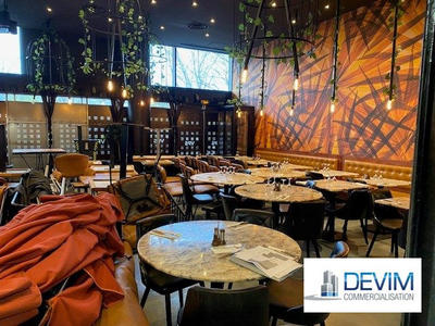 Local commercial - 257 m²